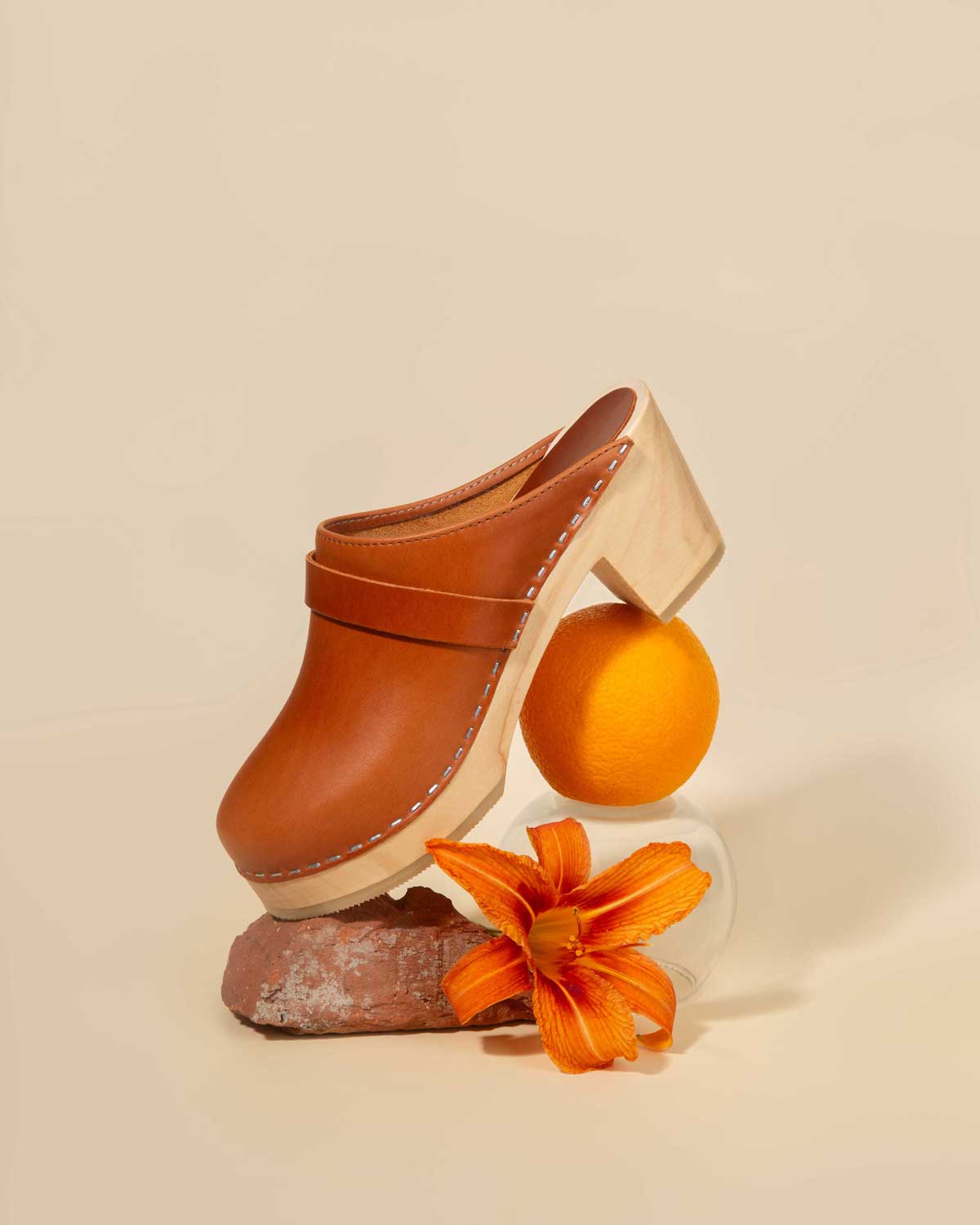 Kate-Ili-Clogs-1