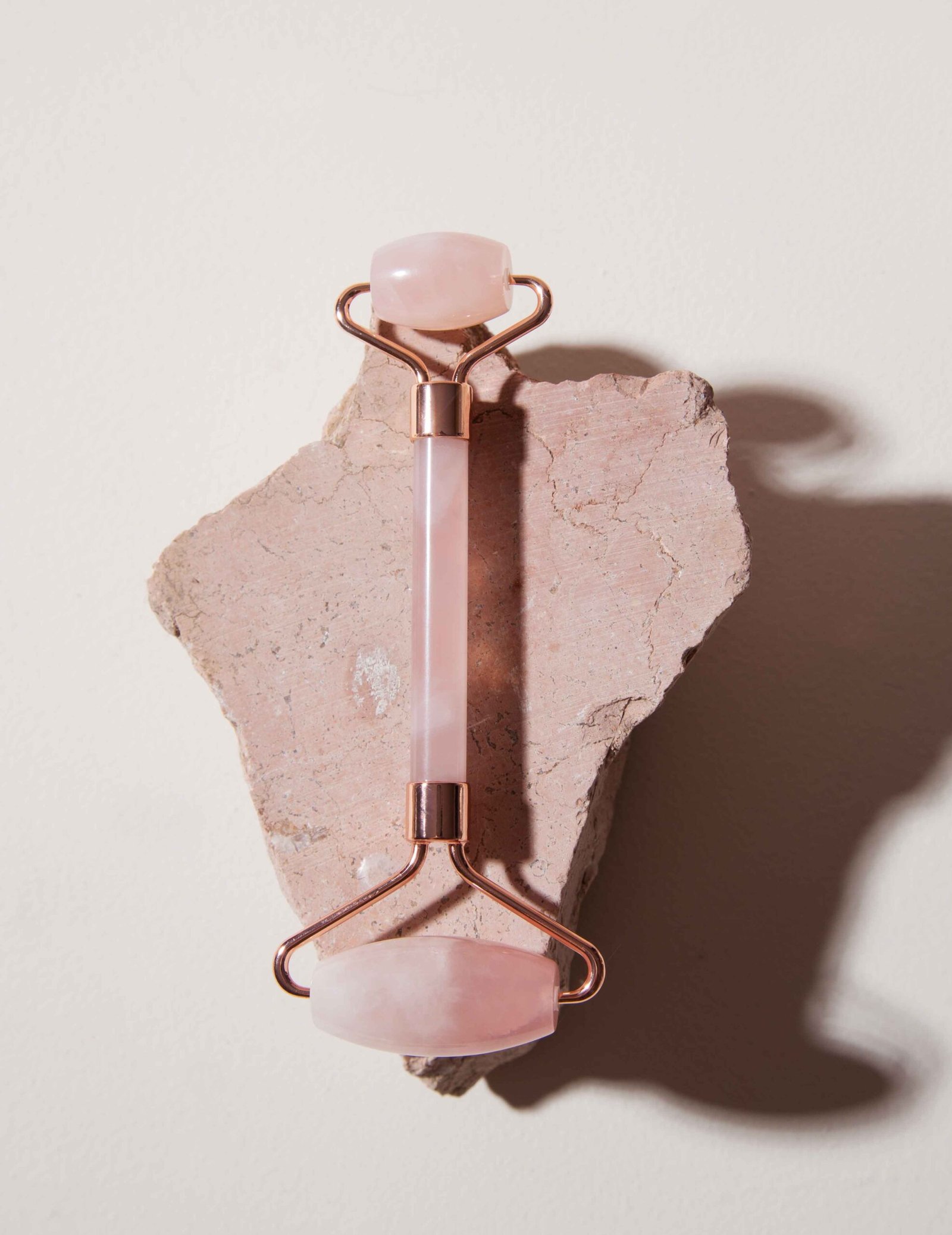 Katarina-Iliskovic-Cosmetic-skin-care-still-life-with-rose-bg-3